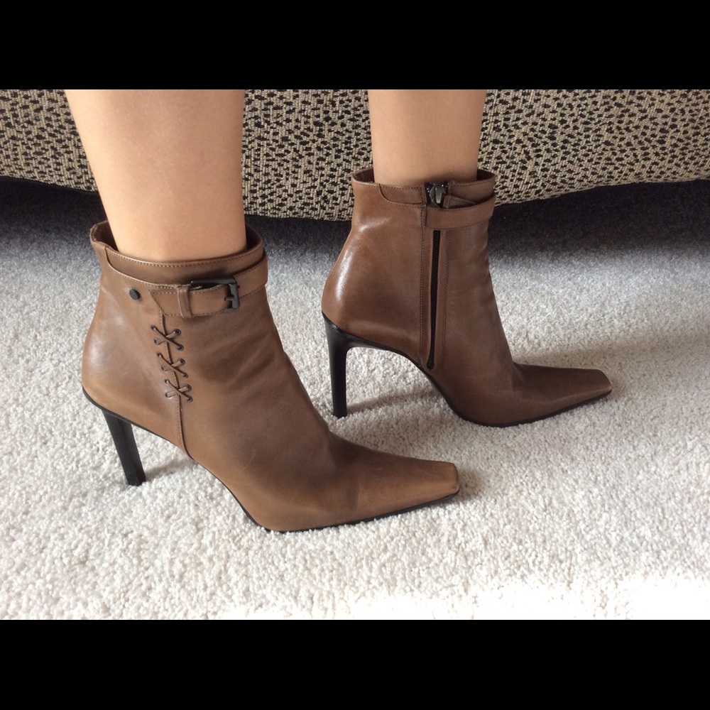 💯% Authentic GUCCI Ankle Boots 😍